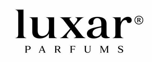 L U X Λ Я